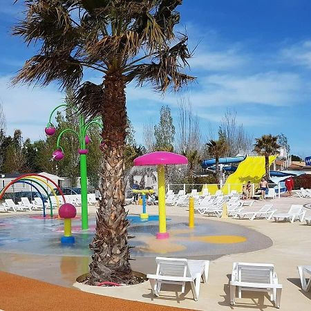 Mobilhome La Carabasse ヴィア エクステリア 写真